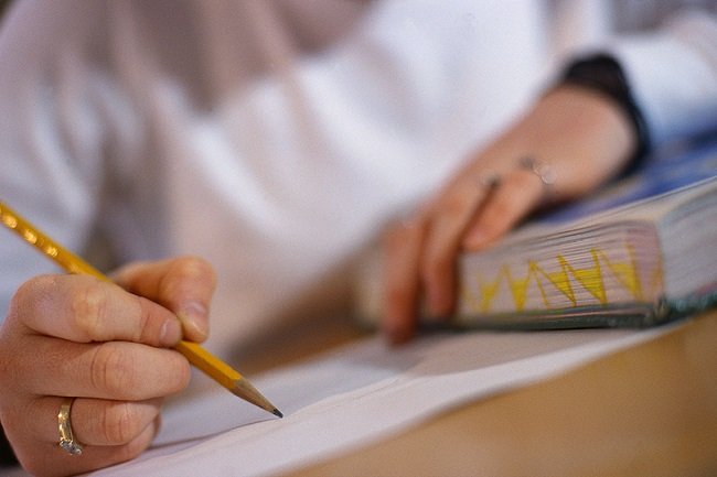 النص الإبداعي.. بين عكرة المزاج وبهائه